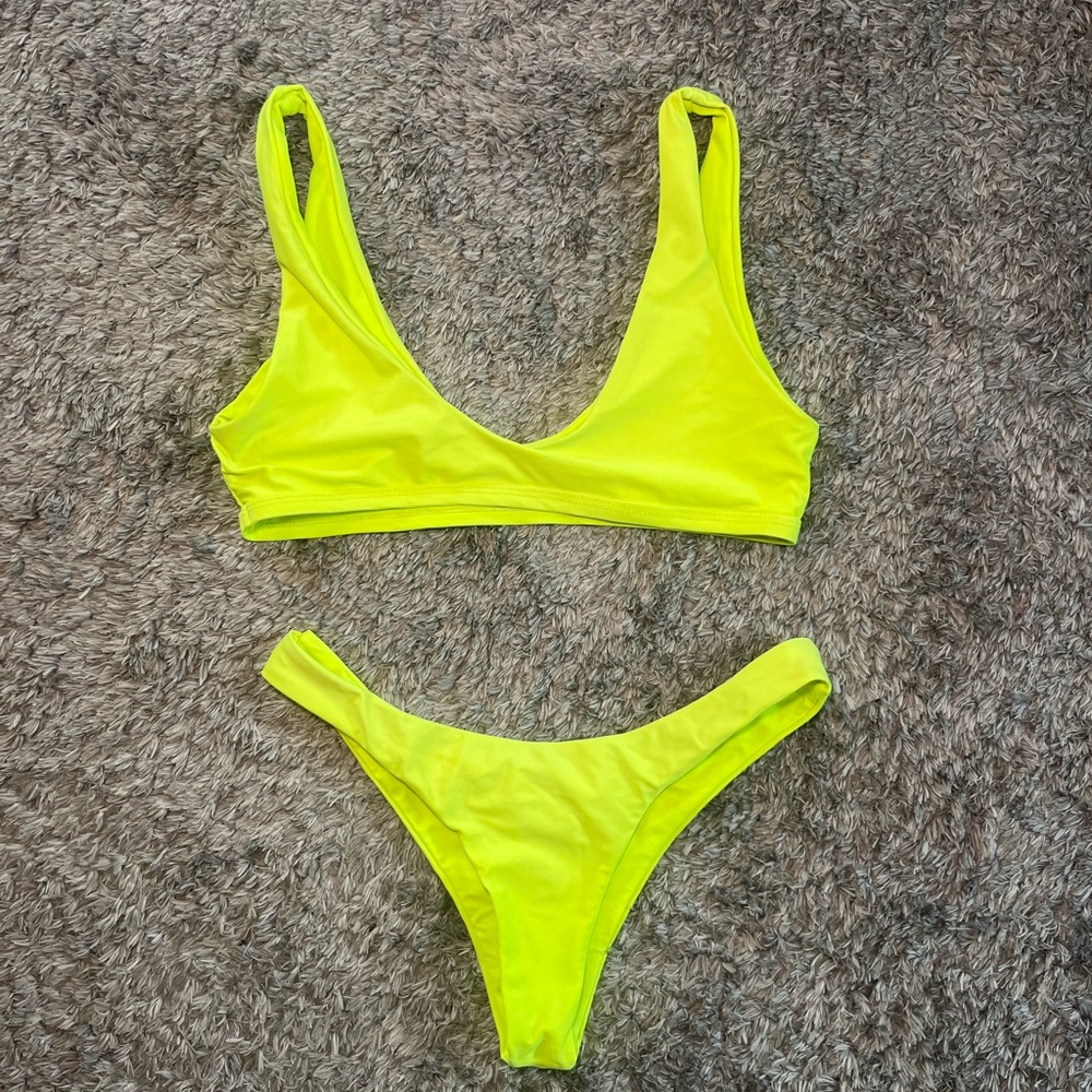 Bikini Set Neon Yellow